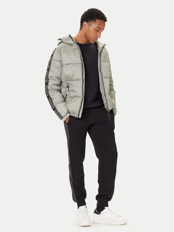 Guess Guess Winterjacke Z5BL17 WO06I Grün Regular Fit