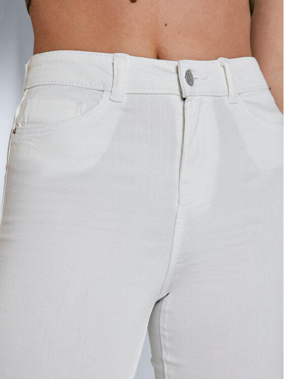 Noisy May Noisy May Jeans hlače Sallie 27019305 Bela Slim Fit