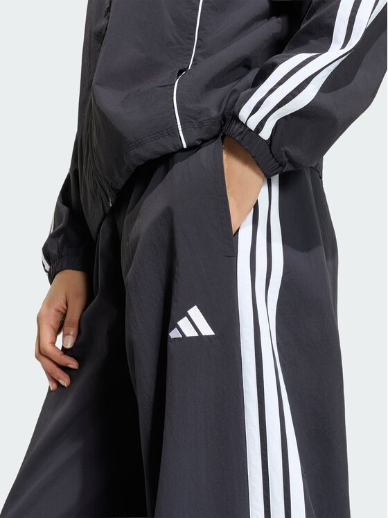 adidas adidas Spodnie dresowe 165620 Czarny Loose Fit