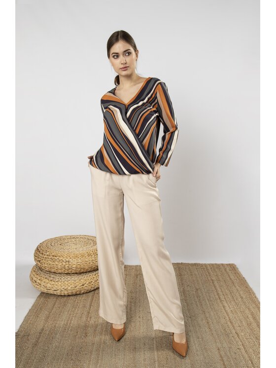 QUIOSQUE QUIOSQUE Halenka 19-TK-210 Barevná Regular Fit
