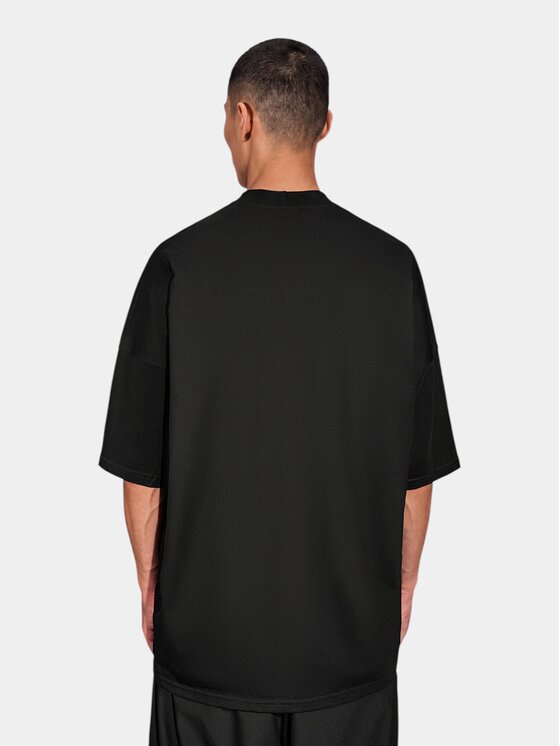 MADE BY SOCIETY MADE BY SOCIETY T-Shirt Absolute Dark - T17794 Czarny Basic Fit