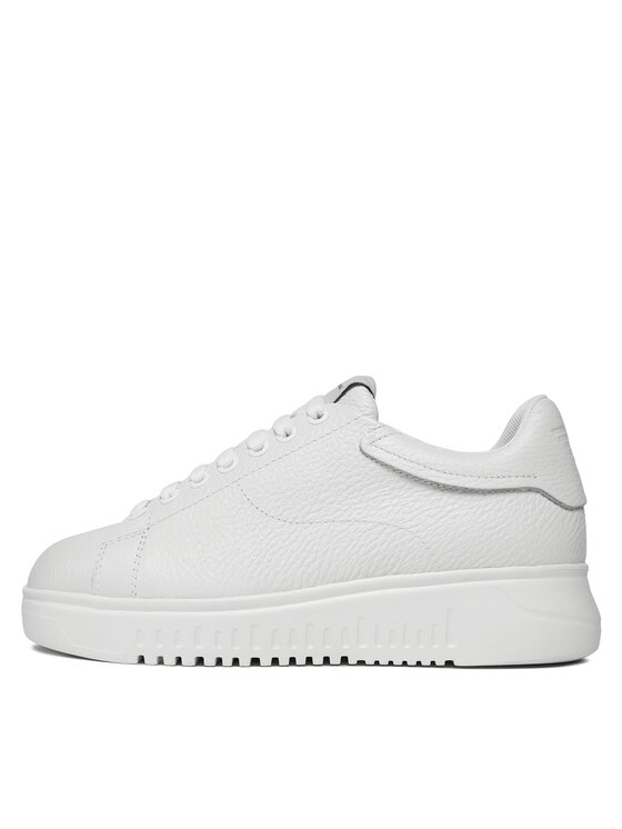 Emporio Armani Emporio Armani Sneakersy X3X024 XF768 00001 Biały