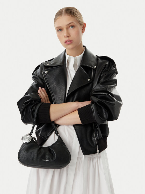 Calvin Klein Calvin Klein Kabelka Engraved Hw LV04F3554G Čierna