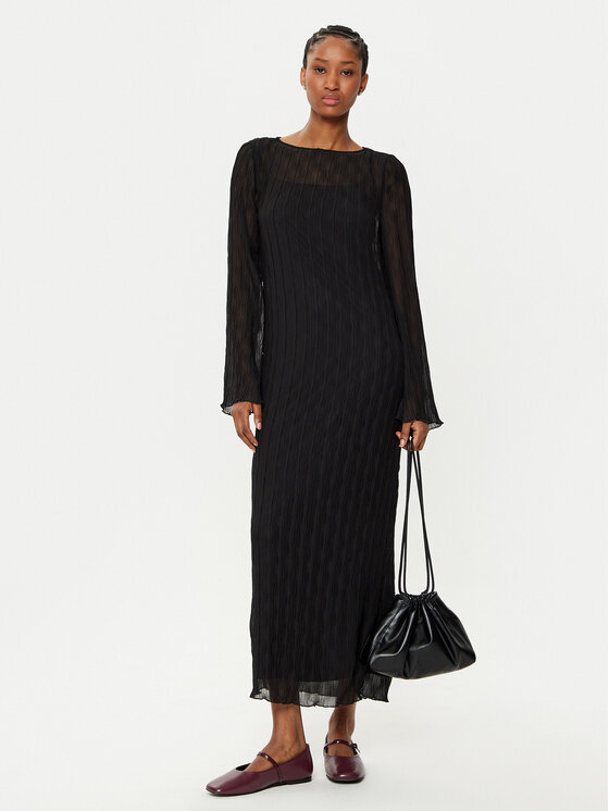 Gina Tricot Gina Tricot Повсякденна сукня 24475 Чорний Loose Fit