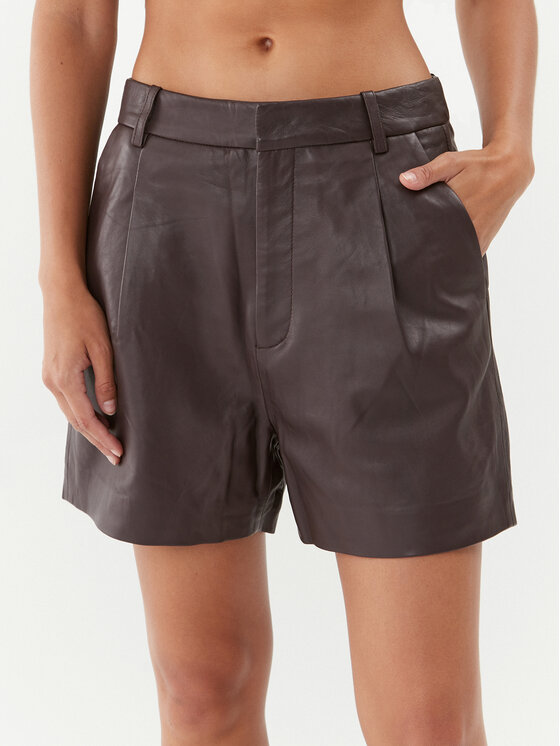 Gestuz Gestuz Nahkšortsid 10908177 Pruun Slim Fit