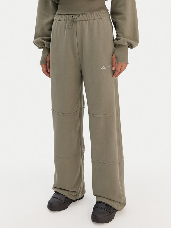 adidas adidas Спортивні штани JM1099 Зелений Regular Fit