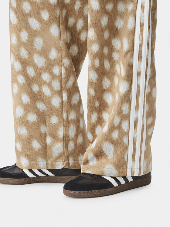 adidas adidas Spodnie dresowe Firebird KT2144 Brązowy jasny Wide Leg