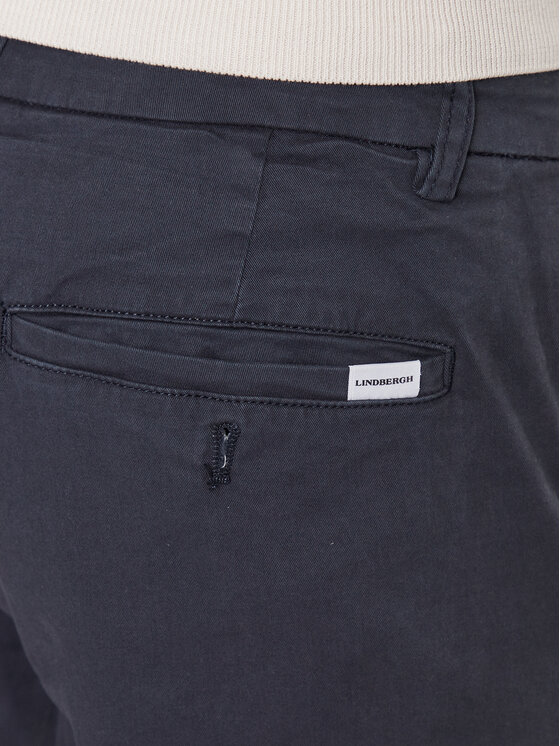 Lindbergh Lindbergh Pantalon scurți din material 30-505044 Albastru Slim Fit