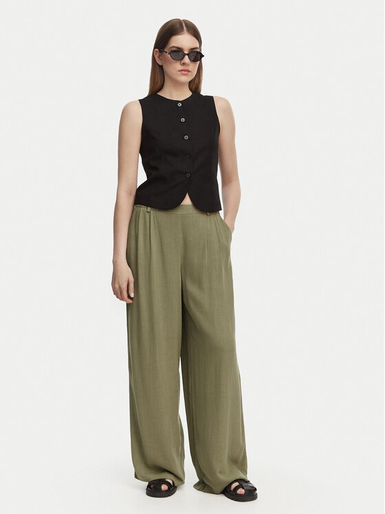 ONLY ONLY Hlače Lemmia 15370398 Zelena Regular Fit