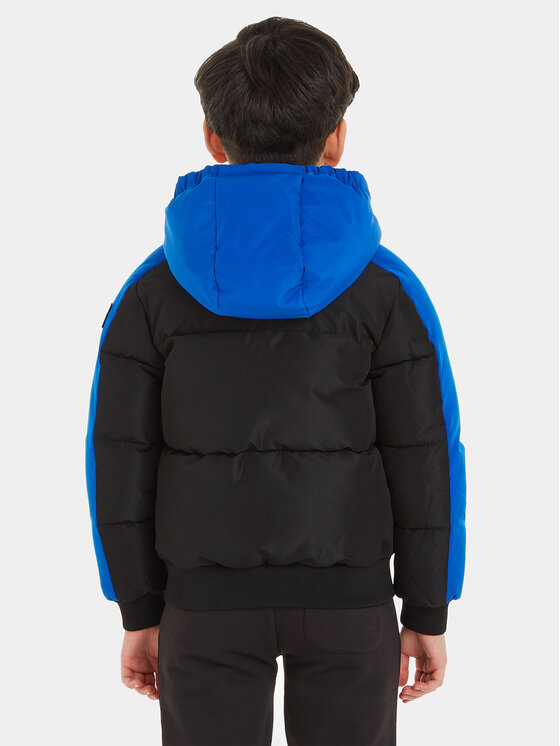 Calvin Klein Jeans Calvin Klein Jeans Vatovaná bunda Color Block IB0IB01722 Čierna Regular Fit