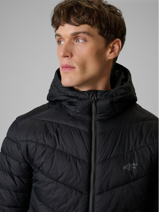 4F 4F Kurtka puchowa EVERYDAY ACTIVE Czarny Regular Fit