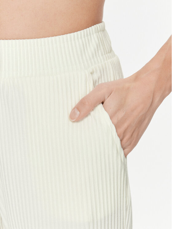 Guess Guess Spodnie dresowe Aislin V4RB01 KC2T0 Biały Regular Fit