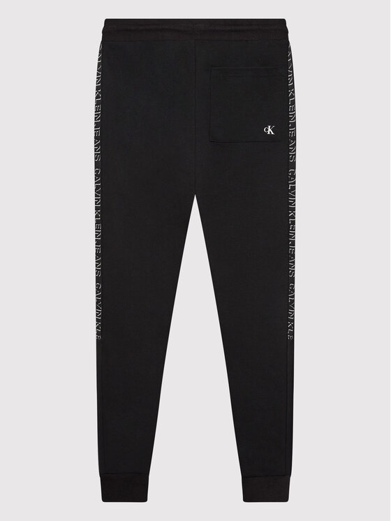 Calvin Klein Jeans Calvin Klein Jeans Pantaloni da tuta Shadow Logo IB0IB01010 Nero Regular Fit