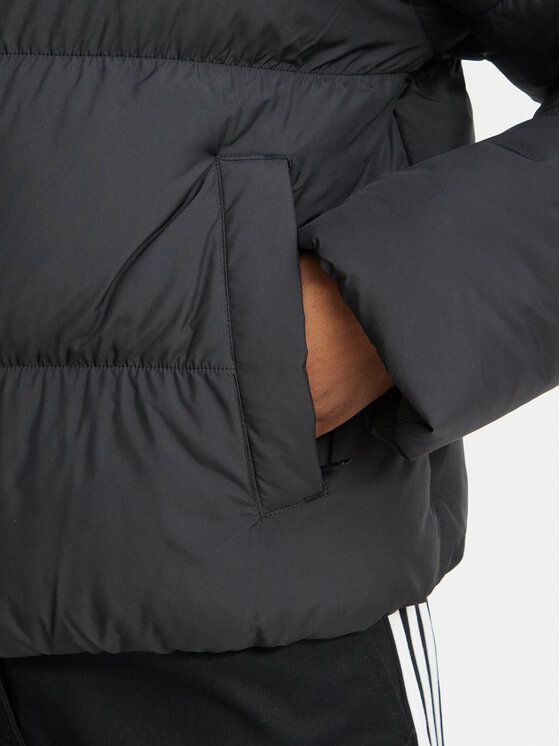 adidas adidas Zimné bundy Short Padded Jacket KT4241 Čierna Regular Fit