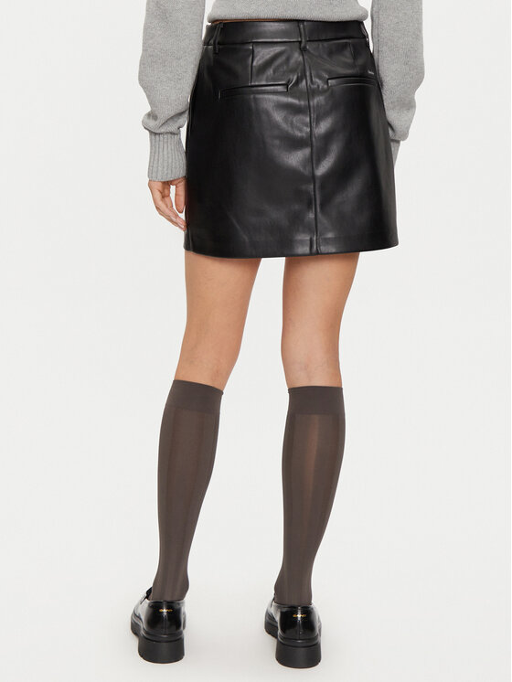 Calvin Klein Jeans Calvin Klein Jeans Пола от имитация на кожа J20J224190 Черен Regular Fit