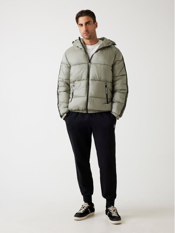 Guess Guess Winterjacke Z5BL17 WO06I Grün Regular Fit
