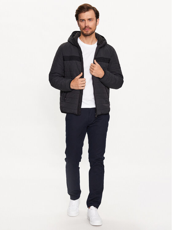 Tommy Hilfiger Tommy Hilfiger Kurtka przejściowa MW0MW31639 Czarny Regular Fit