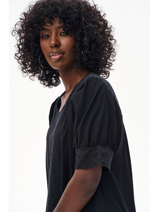blue shadow blue shadow Bluzka Femi Czarny Regular Fit