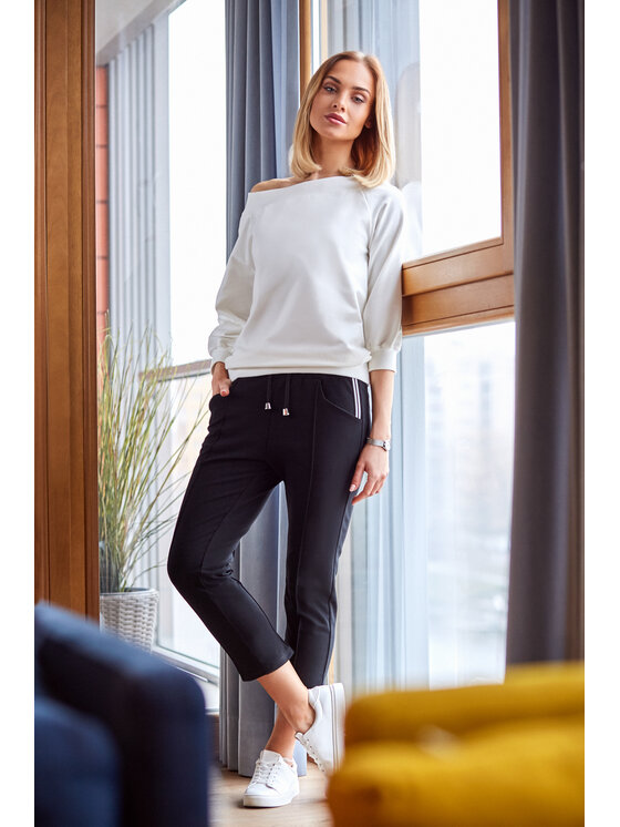 Made of Emotion Made of Emotion Pantaloni da donna M411 Nero Custom Fit
