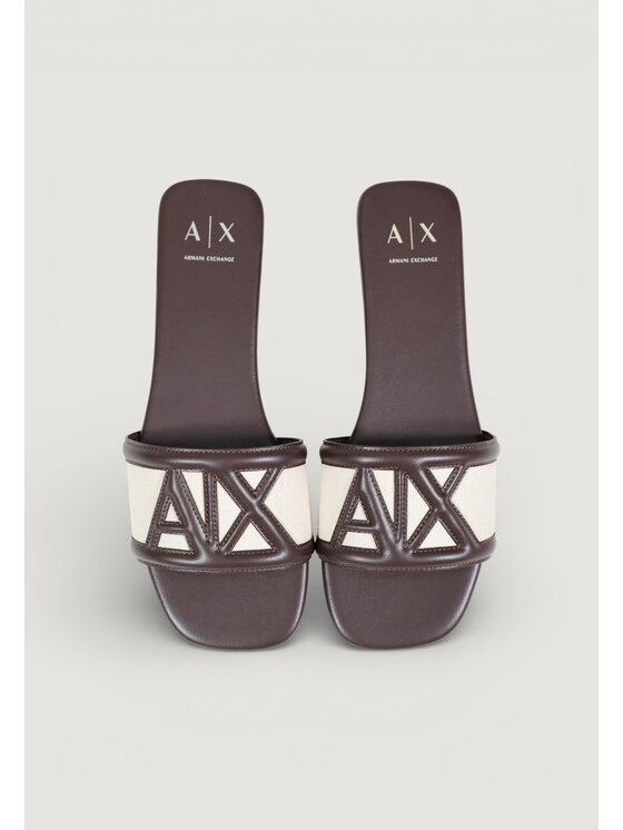 Armani Exchange Armani Exchange Šlepetės XW002568 AF22752 MZ766 Ruda