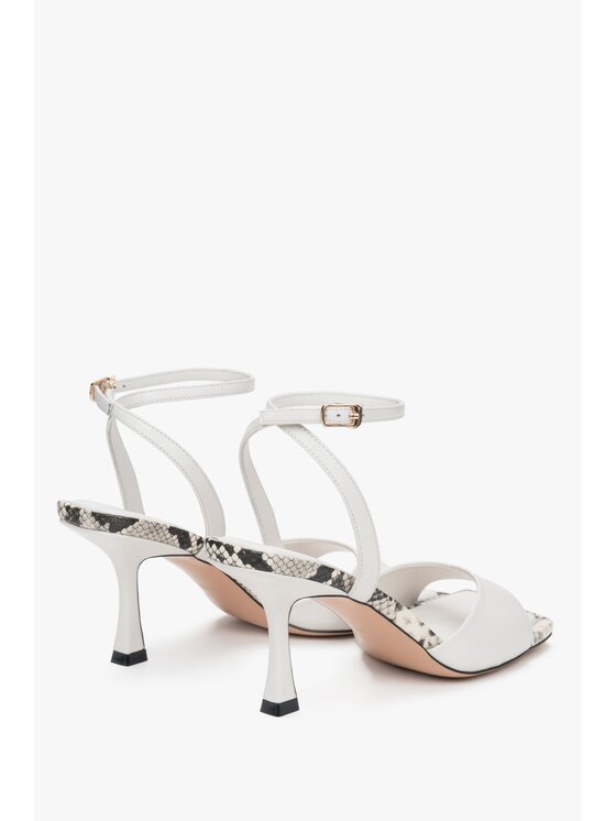 Estro Estro Σανδάλια ER00117195 Μπεζ