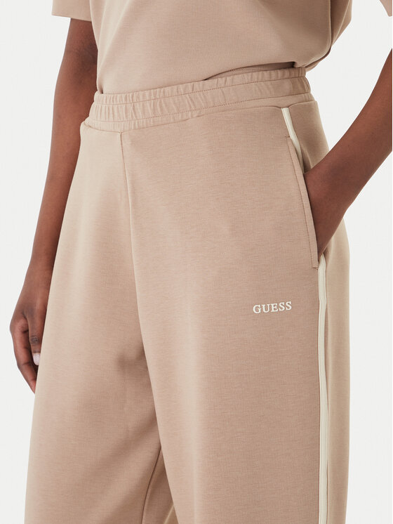 Guess Guess Teplákové nohavice V6GB02 K2915 Béžová Regular Fit