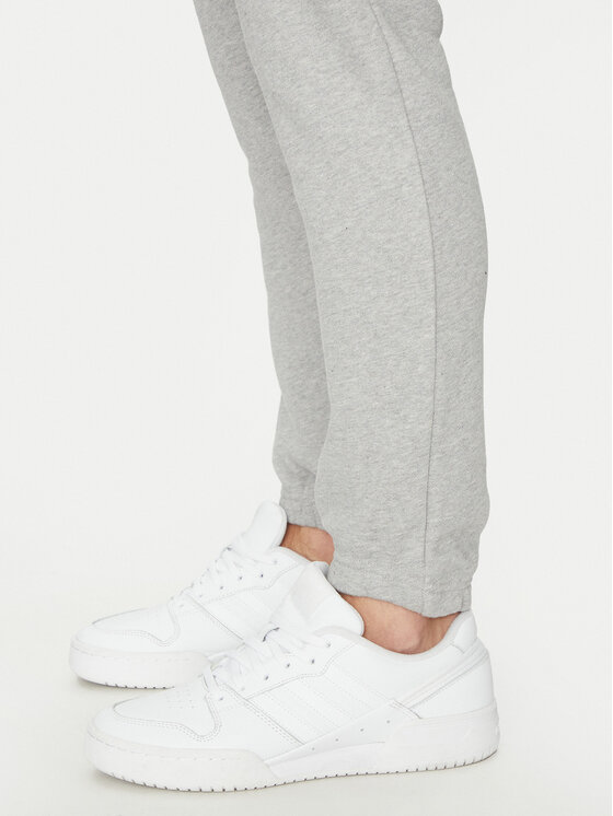 adidas adidas Pantaloni trening Trefoil Essentials JD2424 Gri Slim Fit