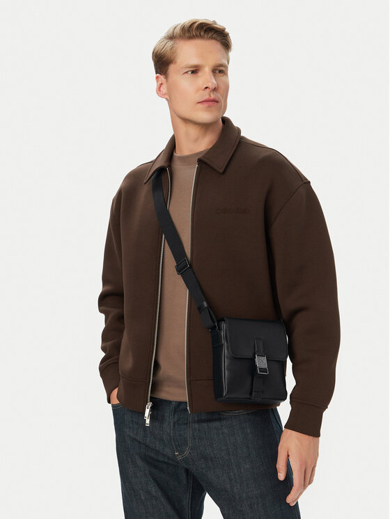 Calvin Klein Мъжка чантичка Emblem Hw Flap Reporter LV04D3506G Черен