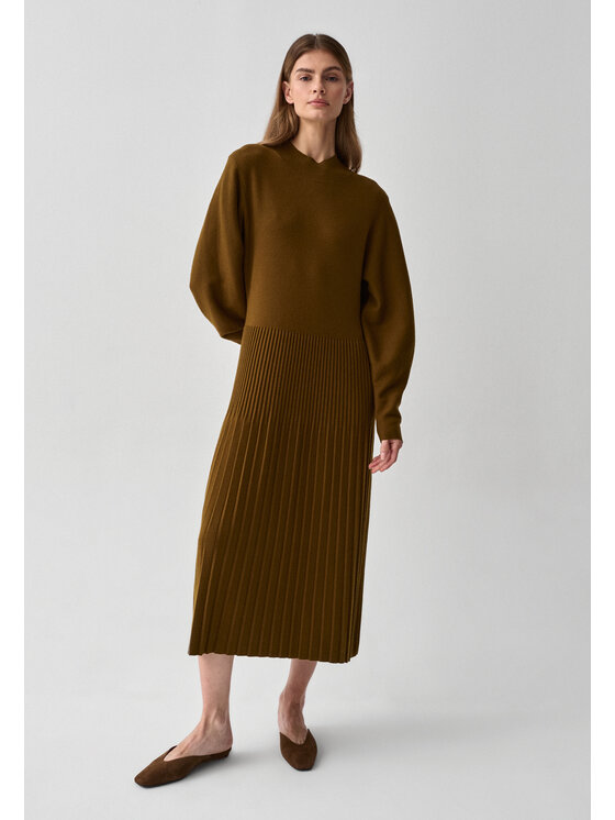 TATUUM TATUUM Sukienka dzianinowa LUNA Khaki A-Line Fit