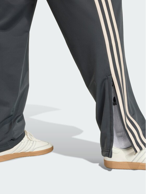 adidas adidas Spodnie dresowe FIREBIRD Brązowy Regular Fit