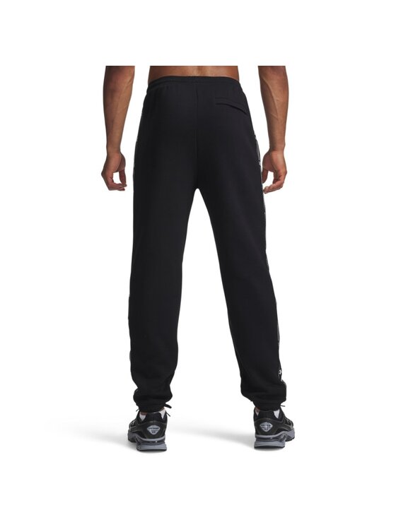 Under Armour Under Armour Spodnie dresowe 6013457 Czarny Regular Fit
