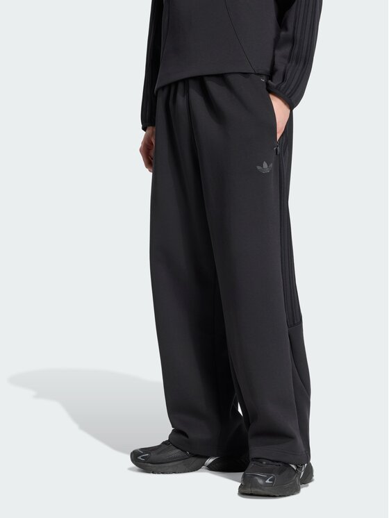 adidas adidas Spodnie materiałowe 168988 Czarny Loose Fit