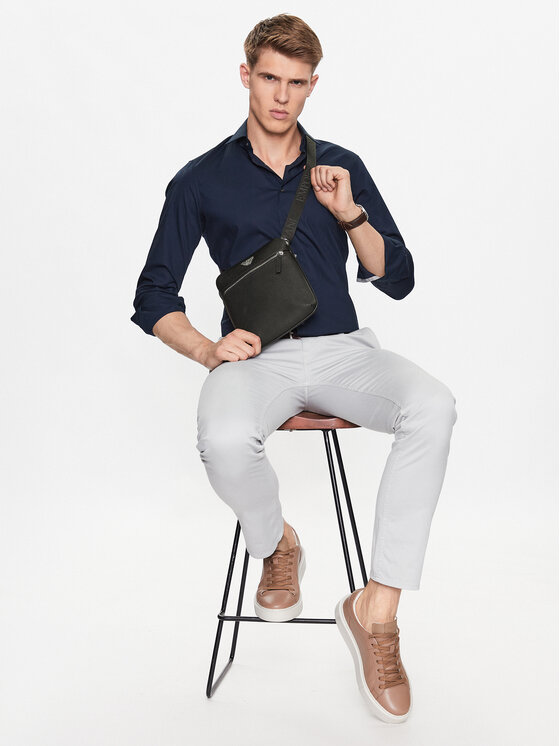 Emporio Armani Emporio Armani Torbica za okrog pasu Y4M185 Y138E 81072 Črna
