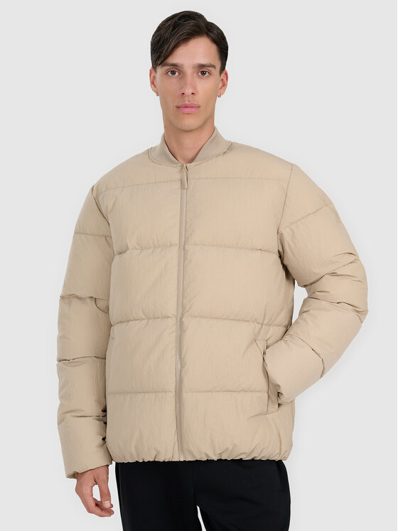 4F 4F Kurtka puchowa URBAN COMMUTER Beżowy Regular Fit