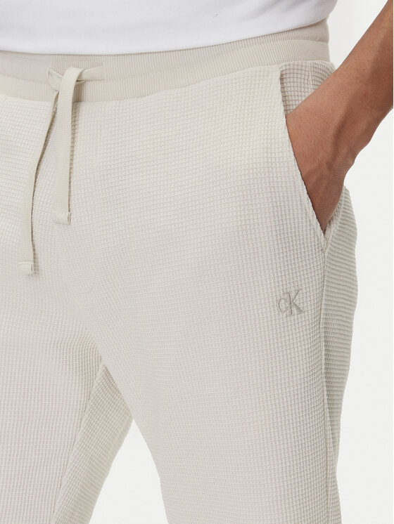 Calvin Klein Jeans Calvin Klein Jeans Športové kraťasy J30J327247 Béžová Regular Fit