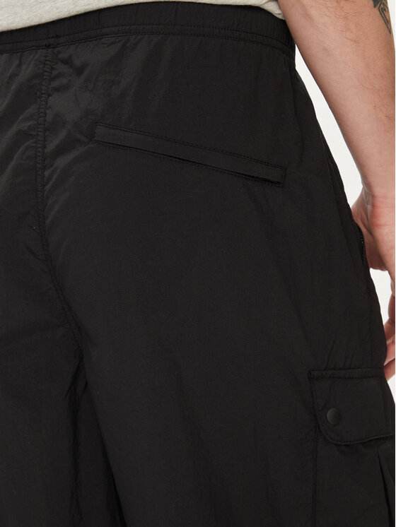 Gap Gap Hlače iz tkanine 487058-00 Črna Relaxed Fit