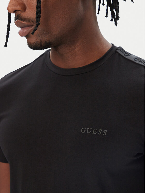 Guess Guess T-Shirt U6BM04 K5388 Schwarz Regular Fit