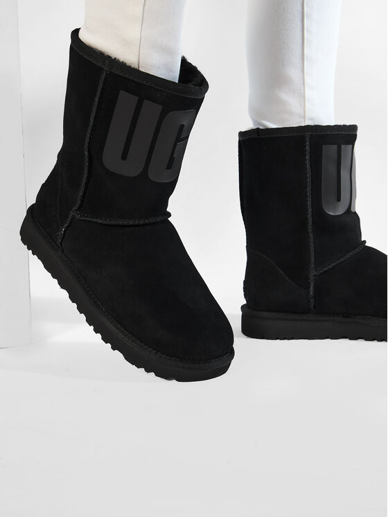 Ugg Ugg Škornji za sneg W Classic Short Ugg Rubber Logo 1108230 Črna