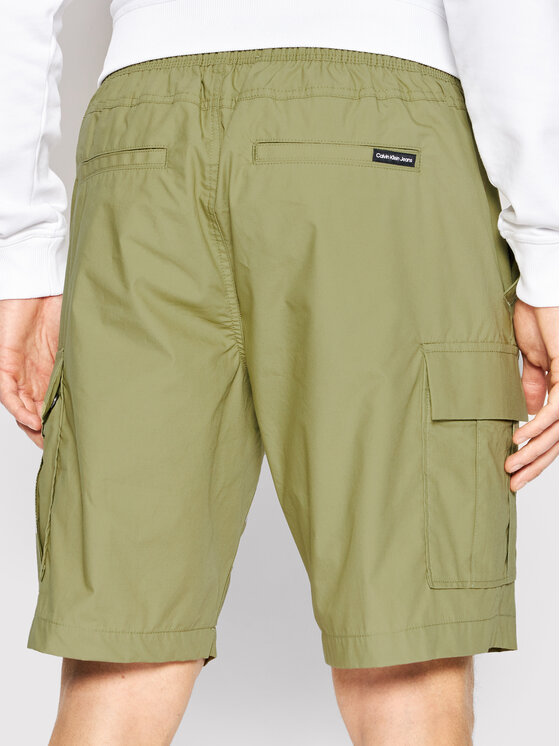 Calvin Klein Jeans Calvin Klein Jeans Pantaloncini di tessuto J30J320068 Verde Regular Fit