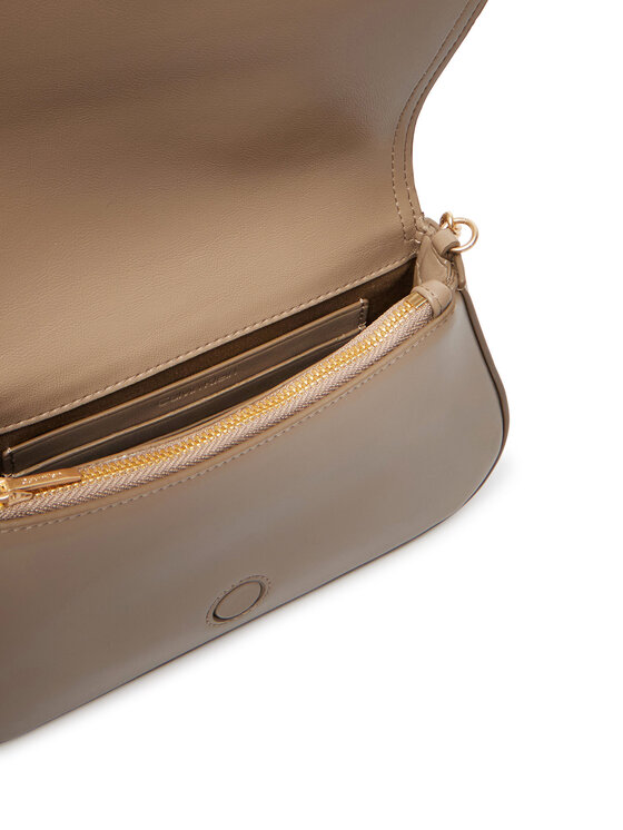 Calvin Klein Calvin Klein Kabelka Ck Curved Wallet On Chain LV04F1153G Béžová