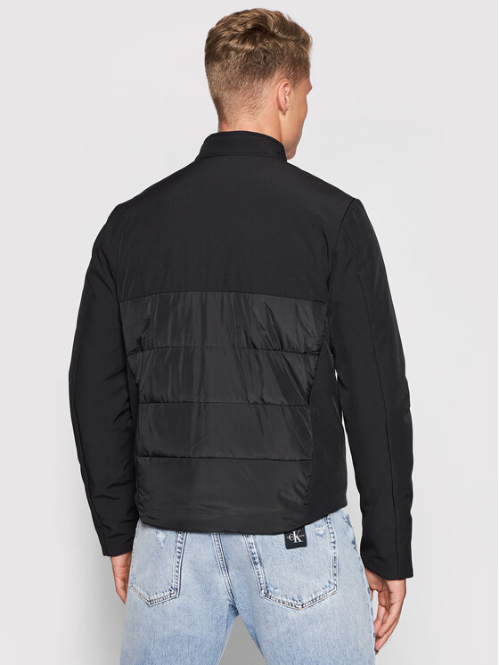 Calvin Klein Jeans Pūkinė striukė J30J318218 Juoda Regular Fit • Modivo.lt