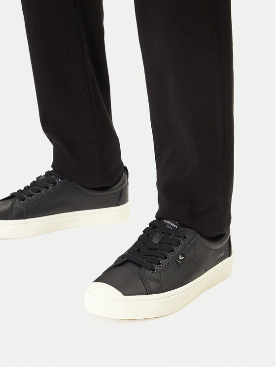 Cariuma Cariuma Sneakers aus Stoff Oca 100204B01W080 Schwarz
