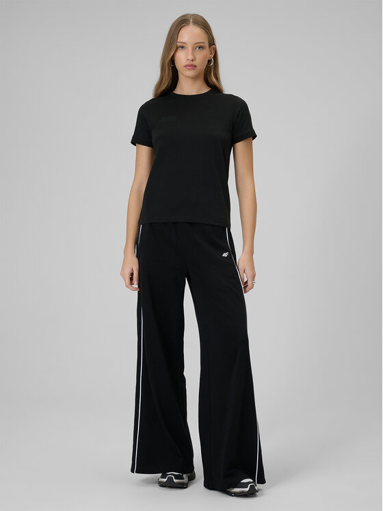 4F 4F T-Shirt SPORTS CLUB Czarny Regular Fit