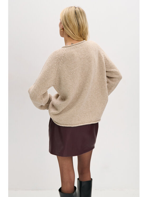 Fobya Fobya Sweter F2077 Beżowy Basic Fit