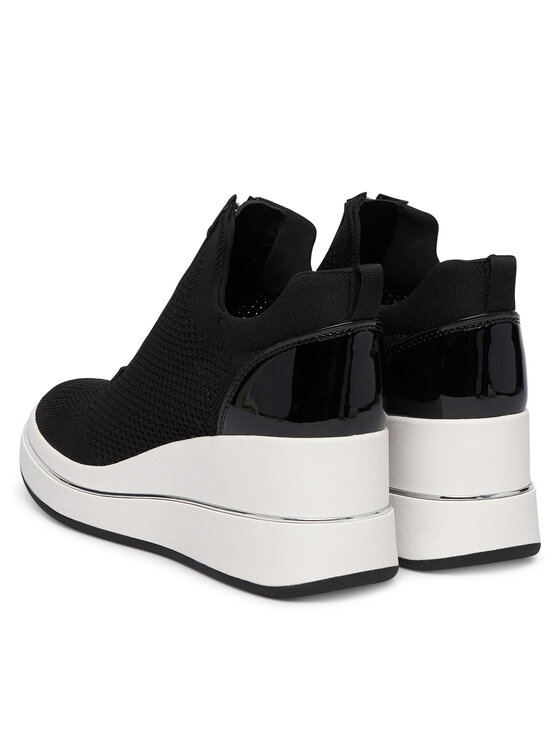 MICHAEL Michael Kors MICHAEL Michael Kors Sneakersy Emmy 43R6EMFP2D Čierna