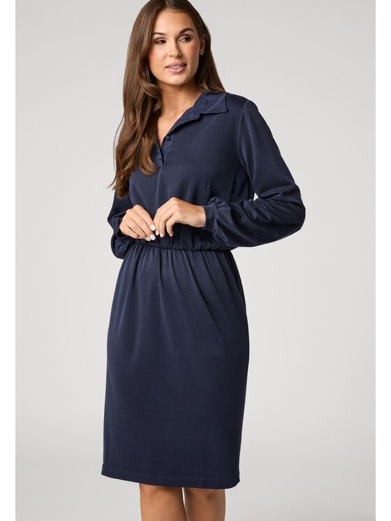 QUIOSQUE QUIOSQUE Každodenní šaty Quiosque 4VF009802 Tmavomodrá Regular Fit
