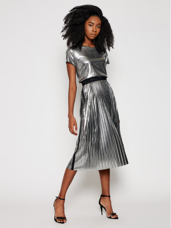 Armani Exchange Armani Exchange Koktejlové šaty 3KYA70 YJ4HZ 5962 Stříbrná Regular Fit