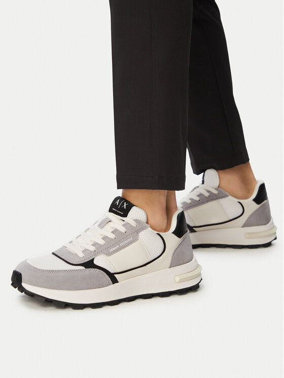 Armani Exchange Armani Exchange Sneakersy XM002197 AF17447 MZ442 Biela
