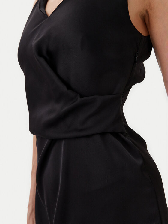 Rinascimento Rinascimento Kokteilikleit CFC0122928003 Must Regular Fit