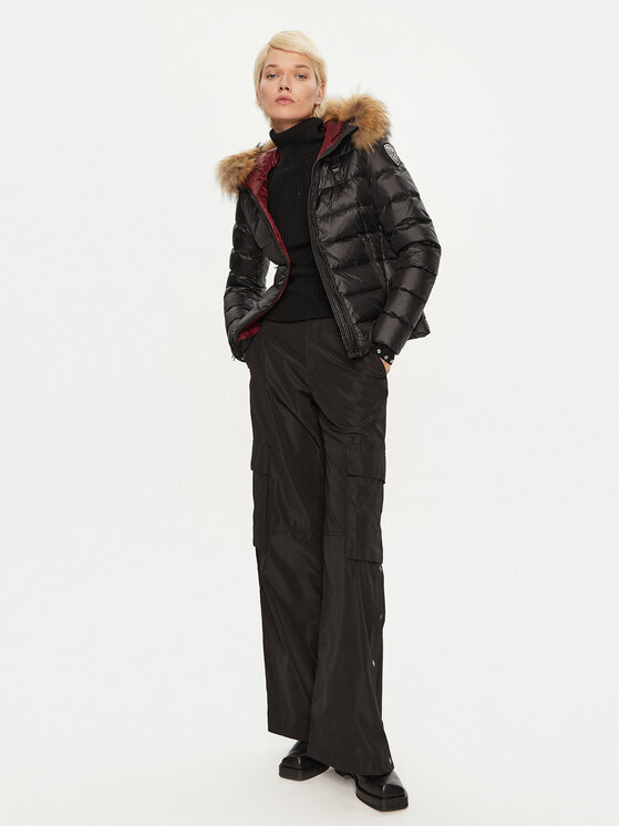 Blauer Blauer Pehelykabát 24WBLDC03038 Fekete Regular Fit